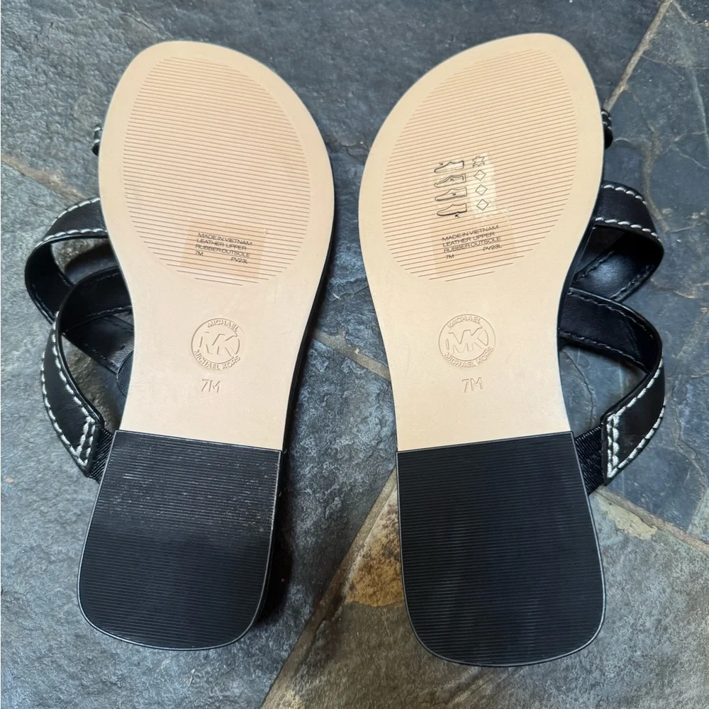 Michael Kors Women's Ashton Flat Thong Sandal size 7 - Picture 4 of 4